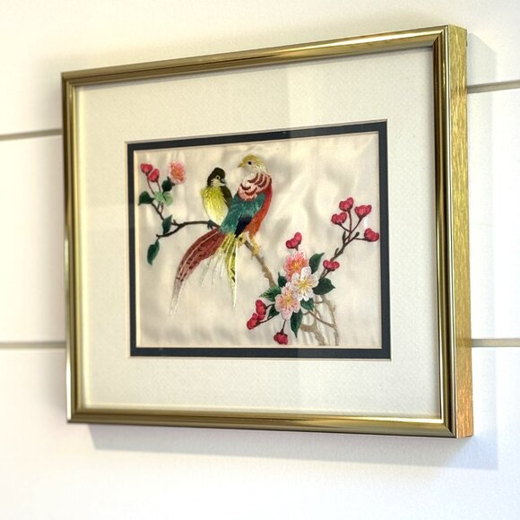 Vintage Chinese Silk Embroidery of Birds & Blossoms Framed Asian Needlework Art - Picture 4 of 16